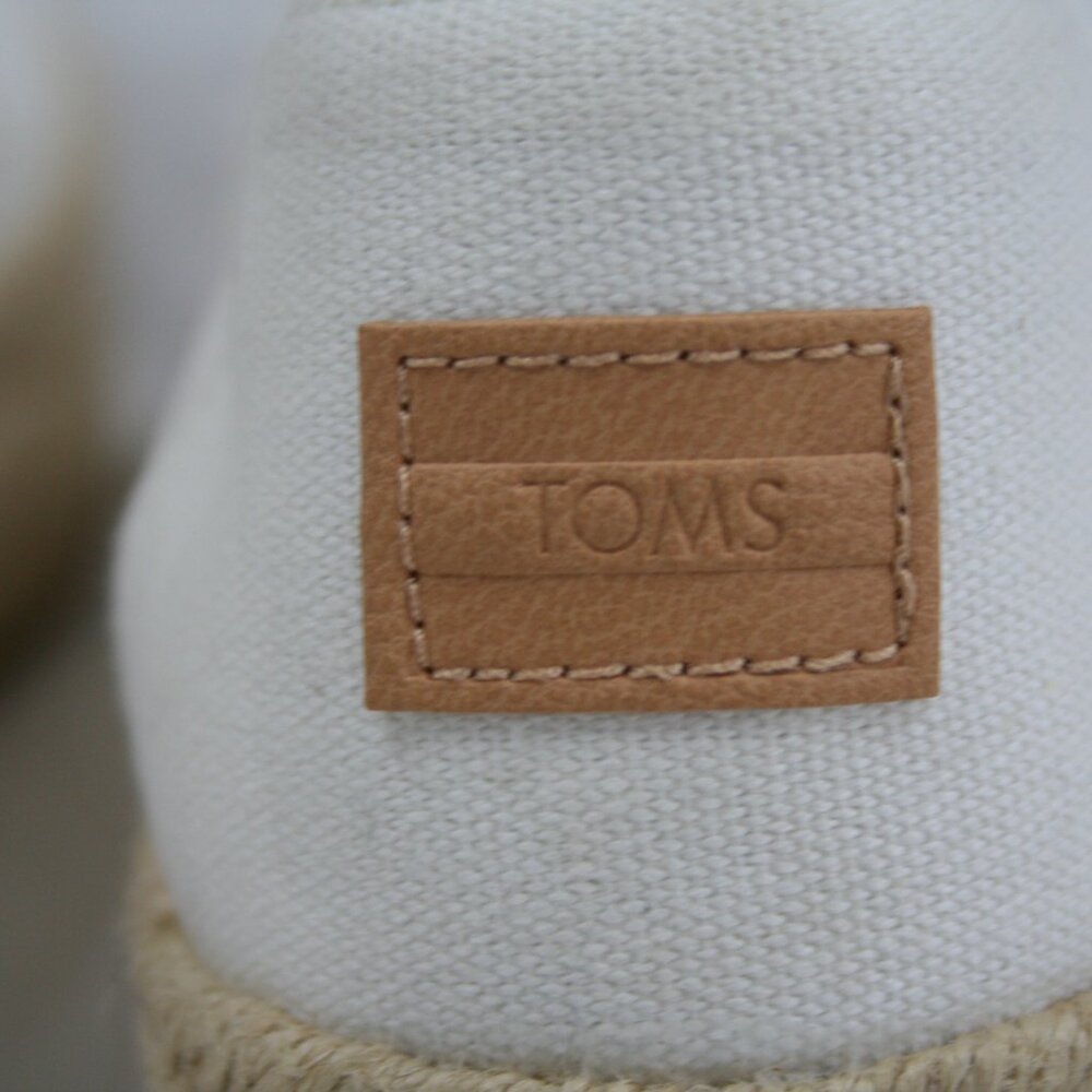 Toms White Canvas Slip on Platform Shoes - Picture 5 of 5
